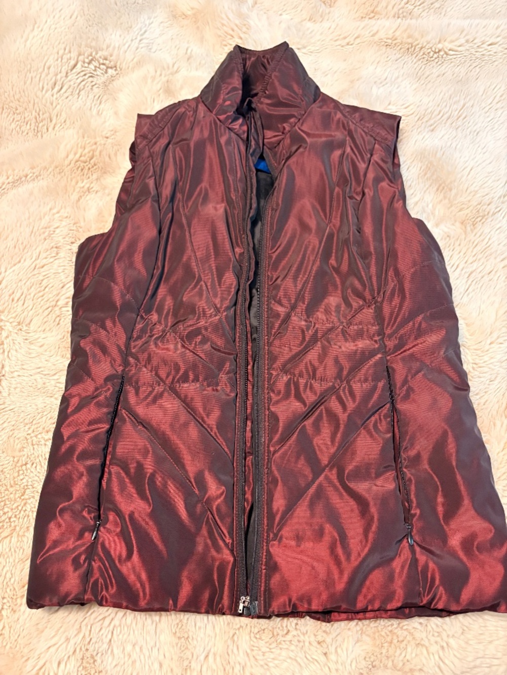 IRIDEON Equestrian Women’s Small Metallic burgundy and black vest